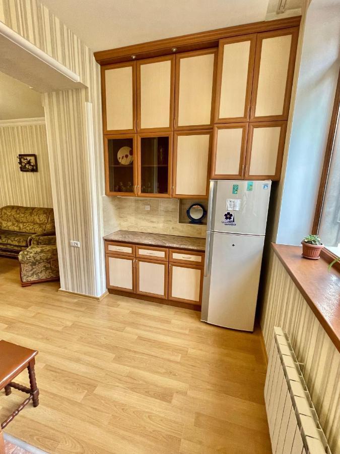 Apartment In The Center Of Erywań Zewnętrze zdjęcie